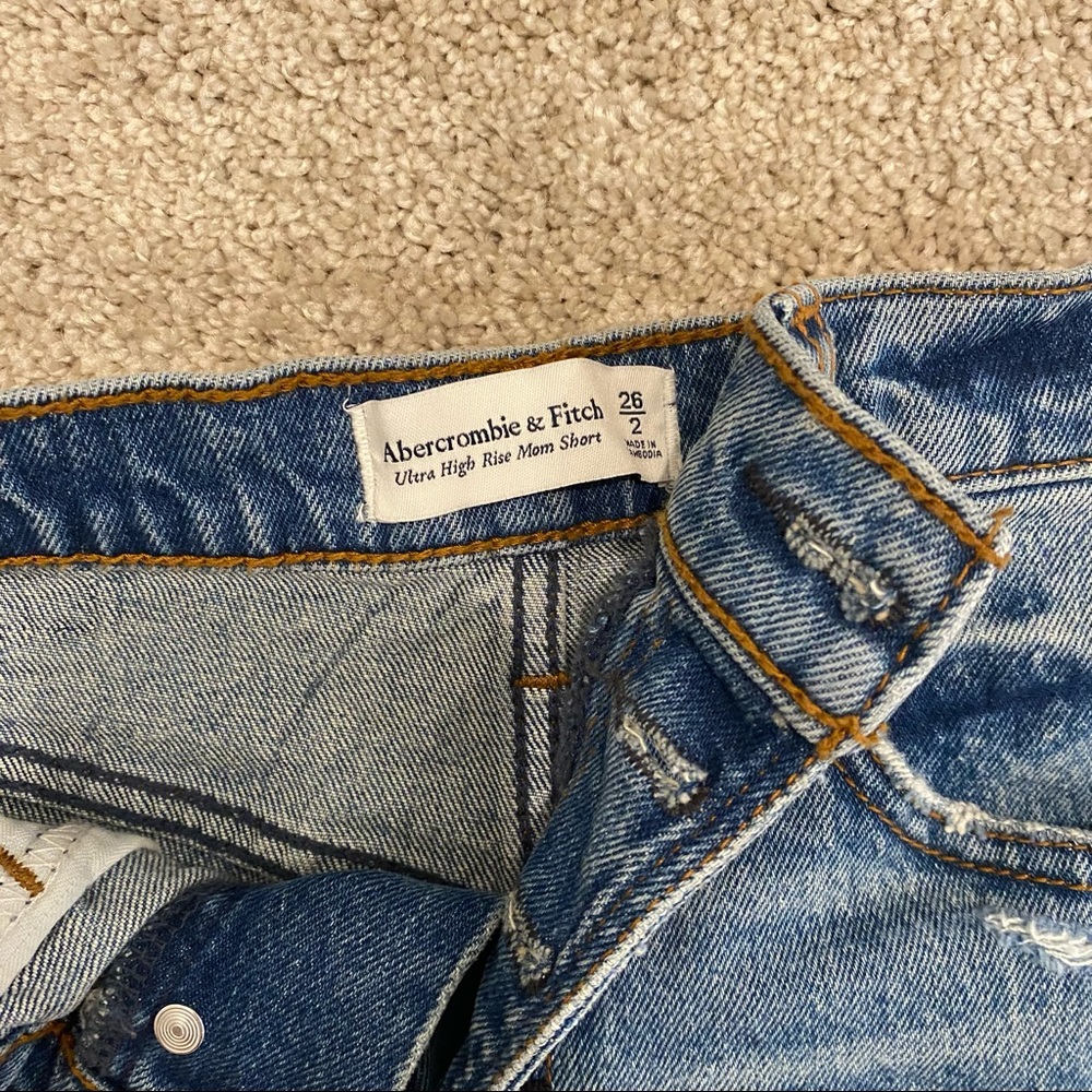 Abercrombie, Ultra High Rise Shorts, NWOT - Picture 3 of 3